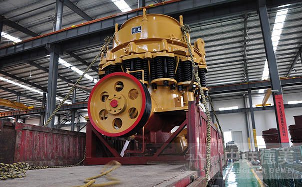 福建圓錐破碎機(jī)現(xiàn)場視頻圖片